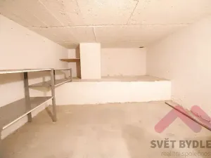 Pronájem bytu 1+kk, Praha - Vršovice, Slovinská, 29 m2