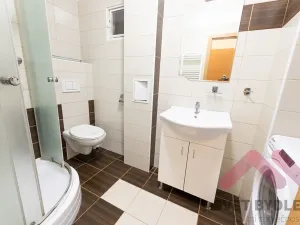 Pronájem bytu 2+1, Praha - Libeň, Sokolovská, 49 m2