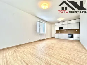 Pronájem bytu 3+kk, Jaroměř, Josefa Šímy, 72 m2