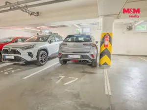 Prodej bytu 2+kk, Praha - Suchdol, Holubí, 40 m2
