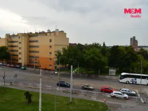 Pronájem kanceláře, Praha - Vysočany, Pod pekárnami, 61 m2