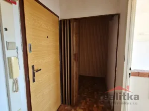 Prodej bytu 2+1, Opava - Kateřinky, Černá, 44 m2