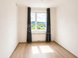 Prodej bytu 2+kk, Praha - Hloubětín, Kbelská, 51 m2