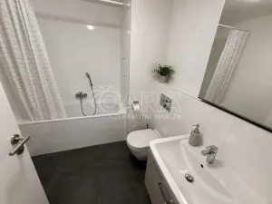 Prodej bytu 2+kk, Praha - Hloubětín, Kbelská, 51 m2