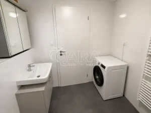 Prodej bytu 2+kk, Praha - Hloubětín, Kbelská, 51 m2