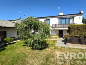 Prodej rodinného domu, Srch, Na Pašti, 240 m2