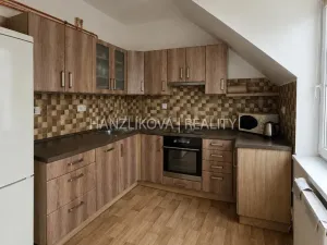 Pronájem bytu 2+1, Třeboň, Vodárenská, 60 m2