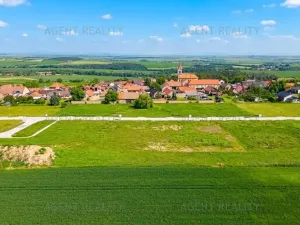 Prodej pozemku pro bydlení, Slaný, 800 m2