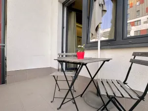 Pronájem bytu 1+kk, Praha - Dolní Měcholupy, Kardausova, 32 m2