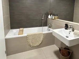 Pronájem bytu 2+kk, Hradec Králové, Václavkova, 54 m2