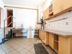 Prodej restaurace, Popice, 498 m2