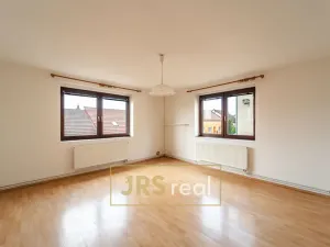 Prodej činžovního domu, Popice, 498 m2