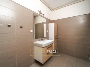 Prodej činžovního domu, Popice, 498 m2