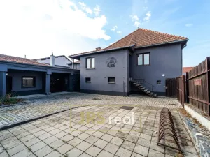 Prodej činžovního domu, Popice, 498 m2