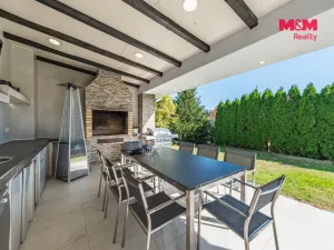 Prodej obchodního prostoru, Šestajovice, U Váhy, 356 m2