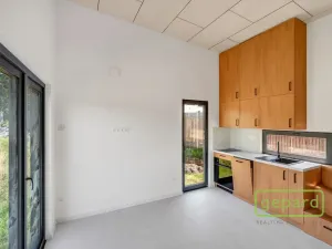 Prodej pozemku, Praha, 12586 m2