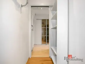 Prodej bytu 2+1, Tmaň, Sídliště, 49 m2