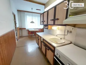 Prodej bytu 3+1, Vsetín, Ohrada, 73 m2
