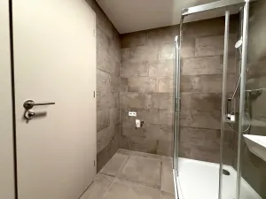 Prodej bytu 2+kk, Praha - Černý Most, Arnošta Valenty, 35 m2