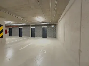 Prodej bytu 2+kk, Praha - Černý Most, Arnošta Valenty, 35 m2