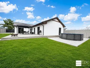 Prodej rodinného domu, Tišice, Na ladech, 116 m2