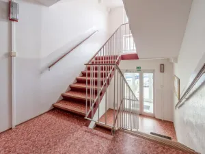 Pronájem bytu 3+1, Praha - Kobylisy, Chotovická, 83 m2