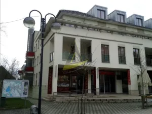 Prodej bytu 1+kk, Hluboká nad Vltavou, Masarykova, 39 m2