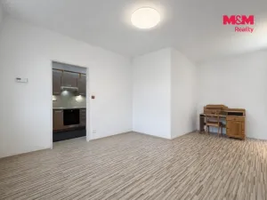 Prodej bytu 1+1, Karlovy Vary - Rybáře, Nákladní, 33 m2