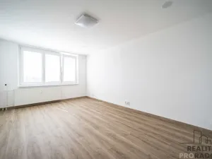 Pronájem bytu 1+1, Ostrava - Poruba, Marty Krásové, 38 m2