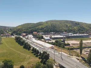 Pronájem skladu, Tetčice, 175 m2