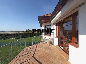Pronájem rodinného domu, Praha, Na cípu, 440 m2