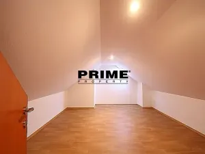 Pronájem rodinného domu, Praha, Na cípu, 440 m2