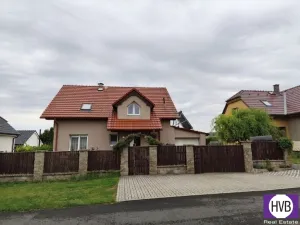 Prodej rodinného domu, Slavětín, Perucká, 135 m2