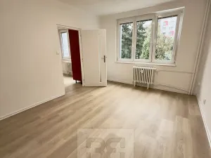 Pronájem bytu 1+1, Kladno, Arbesova, 36 m2