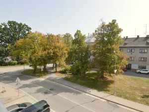 Pronájem bytu 2+kk, České Budějovice, Ledenická, 36 m2