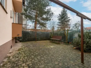 Pronájem bytu 2+1, Pardubice - Zelené Předměstí, Zborovské náměstí, 72 m2