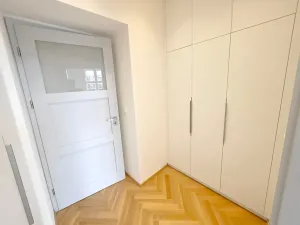 Pronájem bytu 3+kk, Praha - Bubeneč, Na hutích, 83 m2