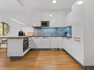 Pronájem bytu 3+kk, Praha - Karlín, Za Karlínským přístavem, 93 m2