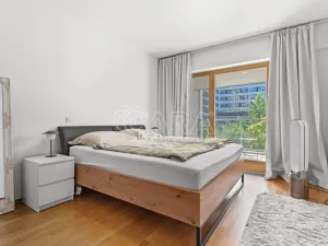 Pronájem bytu 3+kk, Praha - Karlín, Za Karlínským přístavem, 93 m2