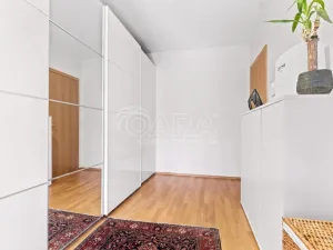 Pronájem bytu 3+kk, Praha - Karlín, Za Karlínským přístavem, 93 m2