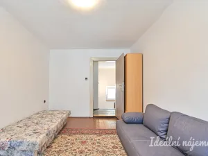 Pronájem bytu 3+1, Brno, Stromovka, 180 m2