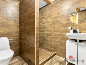 Prodej rodinného domu, Libá, 228 m2