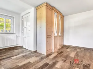 Prodej rodinného domu, Libá, 228 m2