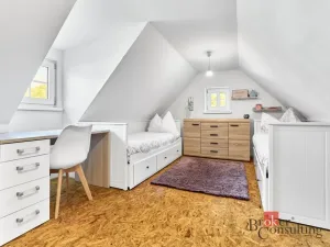Prodej rodinného domu, Libá, 228 m2