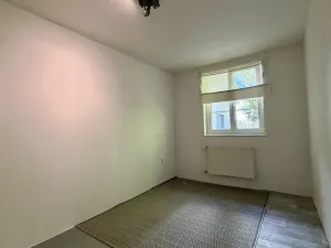 Pronájem bytu 3+kk, Praha - Klánovice, Divecká, 100 m2