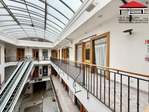 Pronájem obchodního prostoru, Brno, Orlí, 33 m2