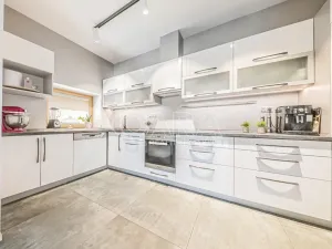 Prodej rodinného domu, Praha - Běchovice, Václava Kovaříka, 328 m2