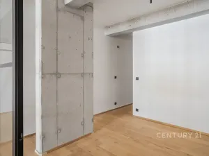 Prodej bytu 4+kk, Praha - Vysočany, Kolbenova, 176 m2
