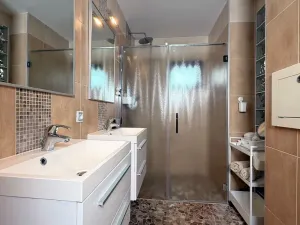 Pronájem rodinného domu, Kuřim, Nová, 330 m2
