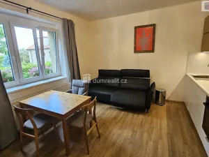 Pronájem bytu 2+kk, Praha - Libeň, Na stráži, 37 m2